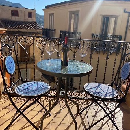 Апартаменти La Terrazza Sul Corso Чефалу Екстер'єр фото
